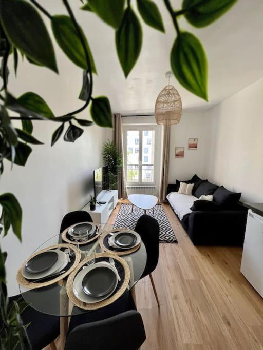 La Maison Cosy Paris Centre - Metro - Wifi Le Kremlin-Bicêtre Kültér fotó
