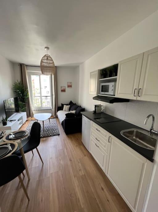 La Maison Cosy Paris Centre - Metro - Wifi Le Kremlin-Bicêtre Kültér fotó